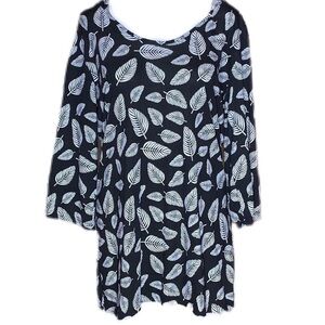 American Crown Black & White Hoodie Size S/M